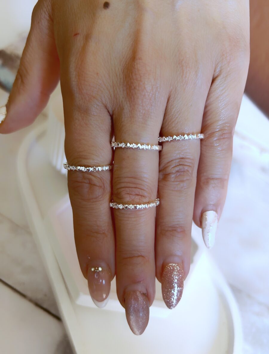 ANIP000147 ANILLO PLATA 900 LABRADO MINIS CORAZONES TIARA