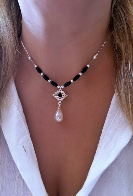 CONJPL000551 COLLAR NUDO DE BRUJA NEGRO Y PERLA