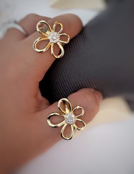 GOLFI00100 ANILLO FLOR BAÑO DE ORO Y CIRCONIA